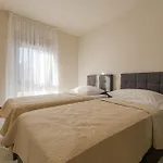 Panoramica W Balcony And Swimming Pool Apartment *