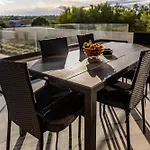 Panoramica W Balcony And Swimming Pool Apartment *
