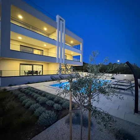 Διαμέρισμα Panoramica W Balcony And Swimming Pool